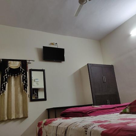 Srb Residency Hotel Tiruvannamalai Exterior photo