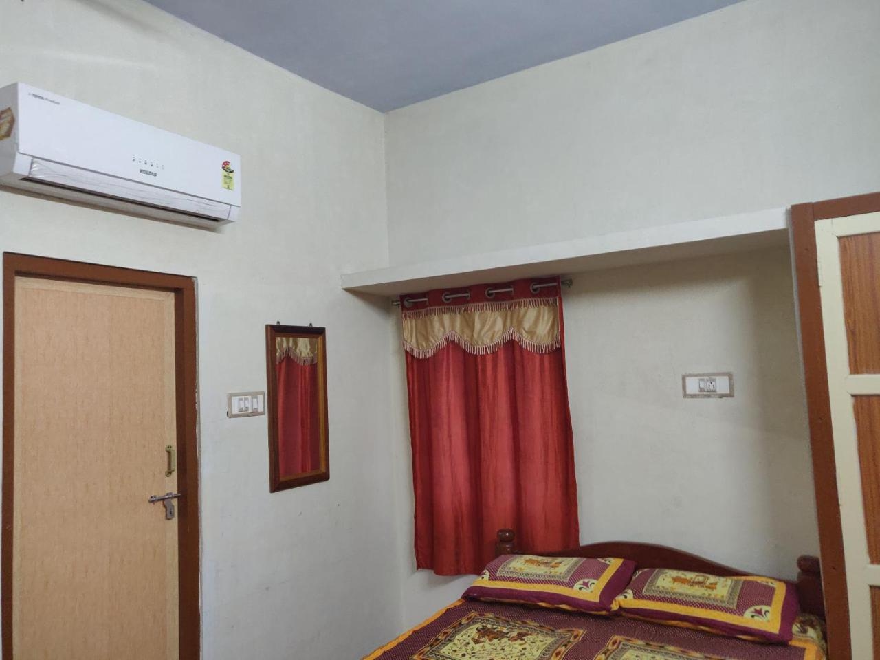 Srb Residency Hotel Tiruvannamalai Exterior photo